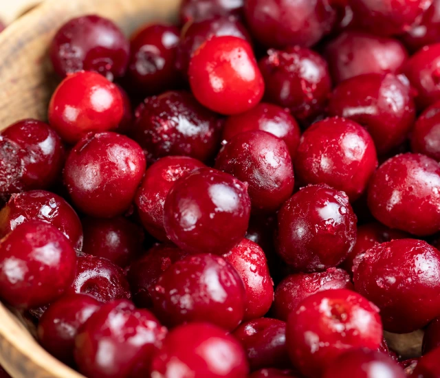 iqf dark tart cherries washington